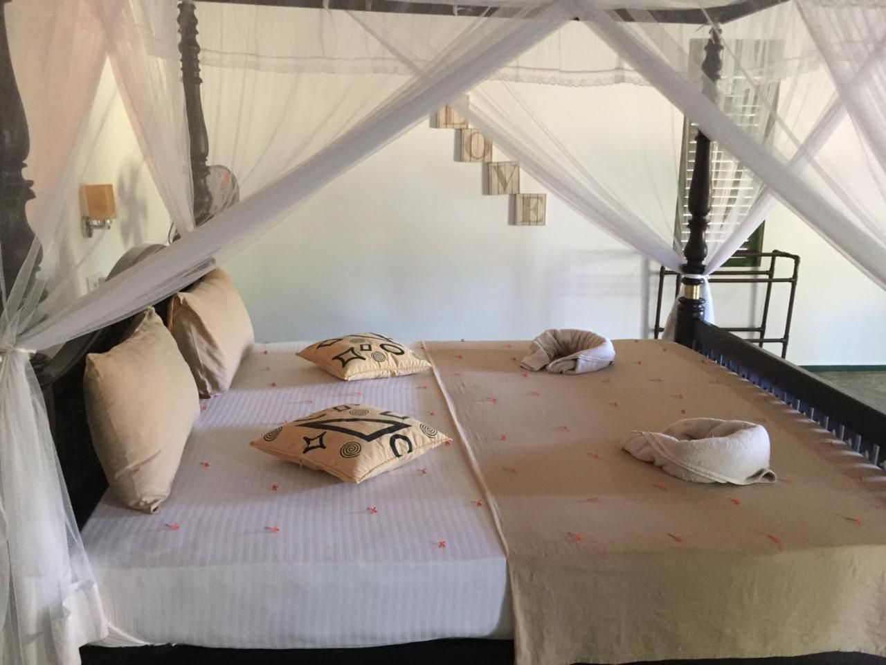 Blue Skies Guest House And Restaurant Tangalle Εξωτερικό φωτογραφία