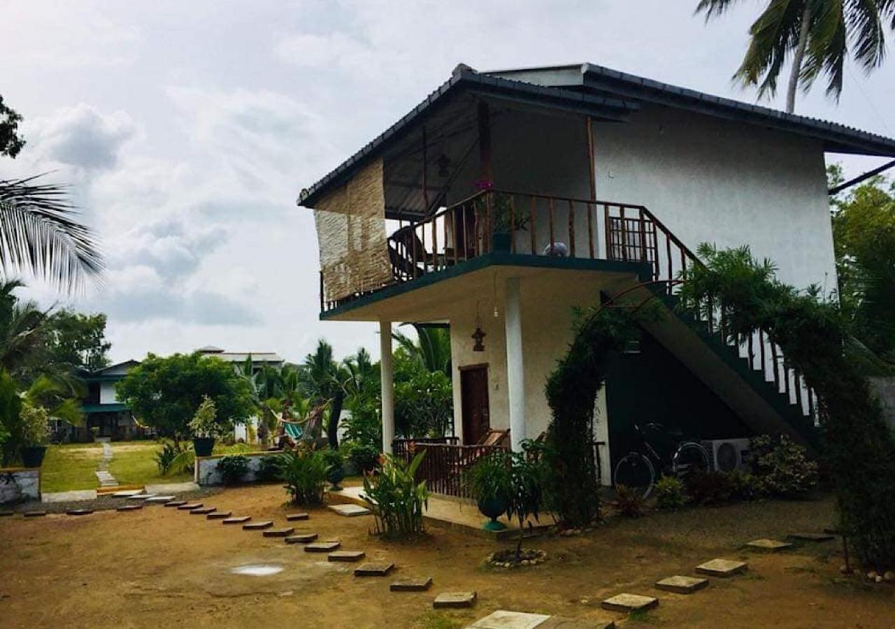 Blue Skies Guest House And Restaurant Tangalle Εξωτερικό φωτογραφία